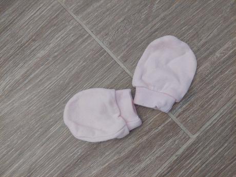 Rôzne rukavičky č.62, 62