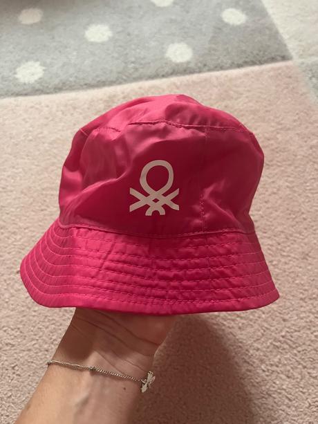 Klobucik benetton, benetton,104