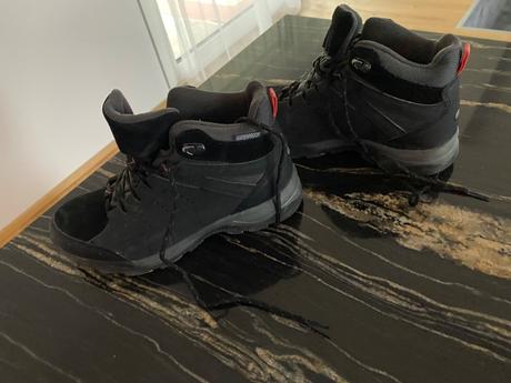 Lahke nepremokave topanky, 36