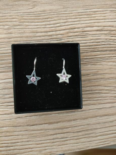 Strieborné náušnice hviezdičky, 
