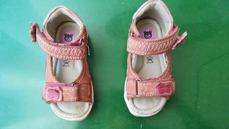 Sandalky kožené, lasocki,21