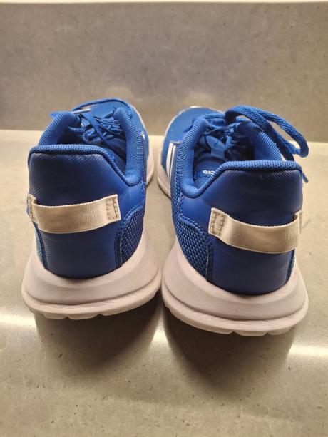 Adidas botasky velmi dobry stav, adidas,40