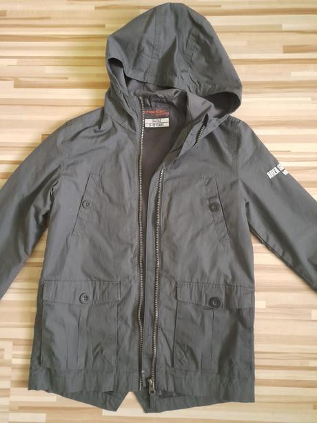 Chlapčenská parka, 134