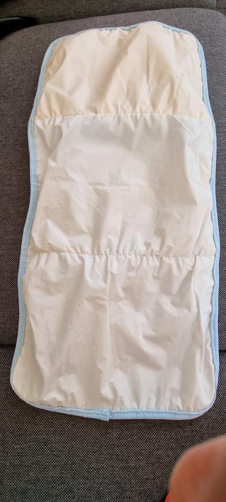 Taška na cestu + prebaľovacia taška,