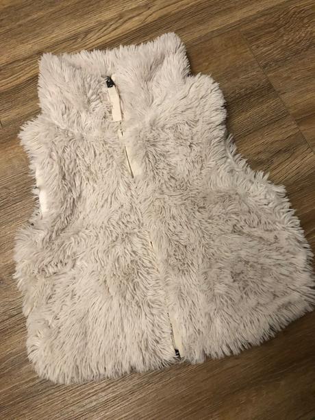 Chlpatá vesta, h&m,98