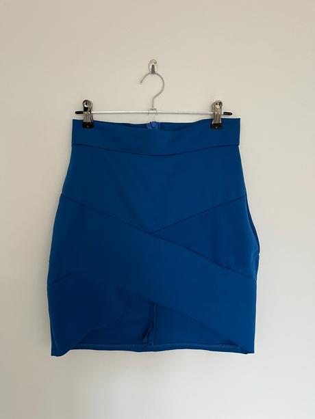 Modrá elegantná obtiahnutá priliehavá mini sukňa, gate,s