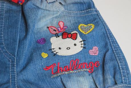 Roztomilé riflové kraťasy s kitty, 80