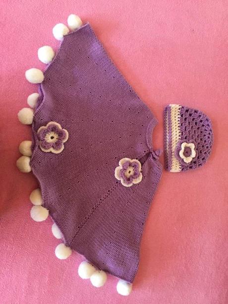 Dievčenské pončo s čiapkou, 98