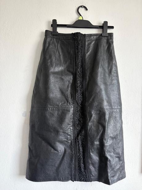 Vintage talianska kozena sukna prava koza midisukn, 38