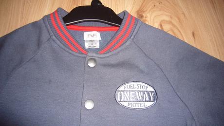 Tensia bunda, mikina s postovnym v cene, f&f,116