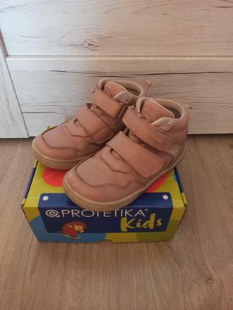 Protetika botasky, protetika,26