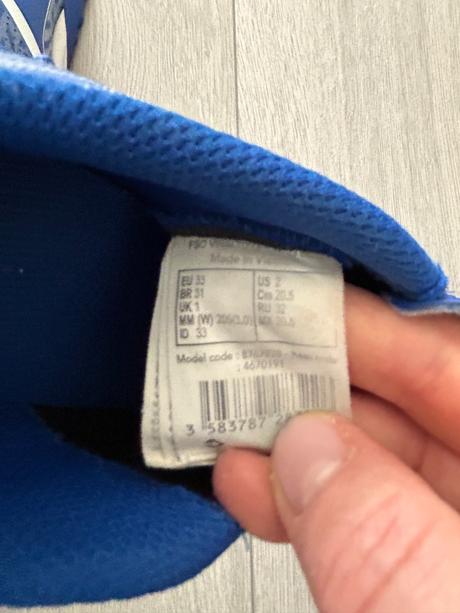 Kopačky - turfy, 33