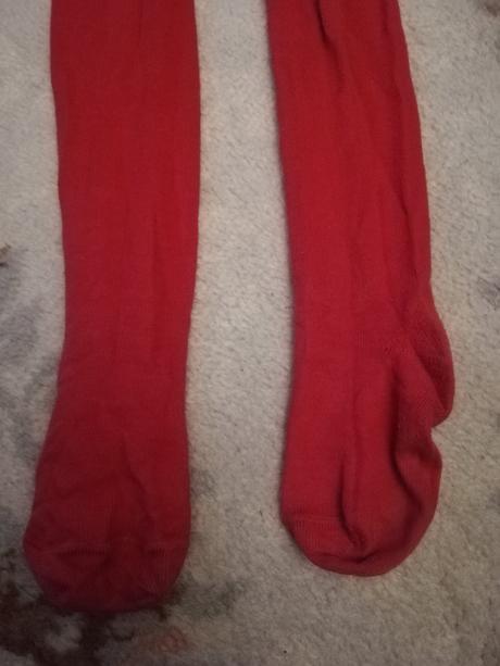 Červené punčošky, 98