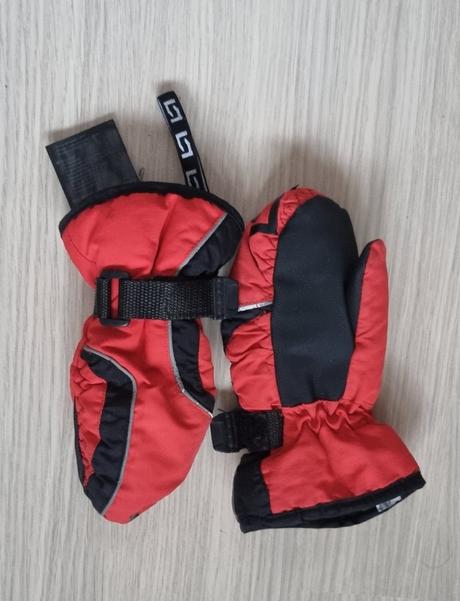 Lyžiarske rukavice, 110