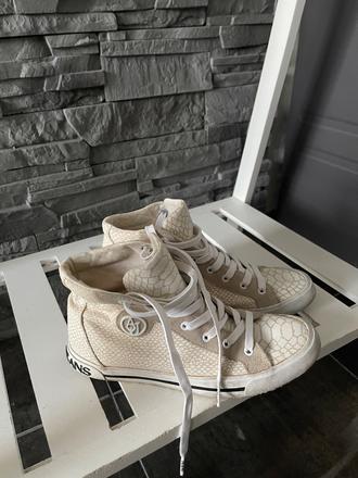 Armani v.36, armani,36