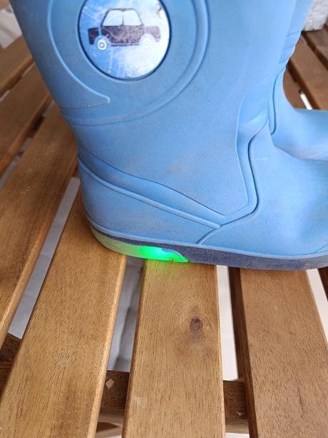 Svietiace čižmy, gumáky lupilu 28/29, lupilu,28