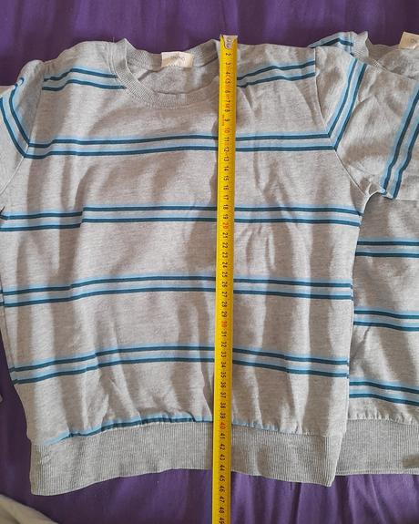 Pásikované mikiny, 134