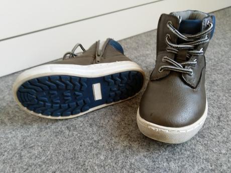 Prechodne topanocky, 24