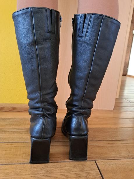 Kožené čižmy, 39