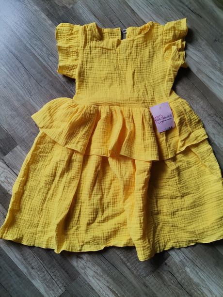 Mušelínove frill šaty, 122