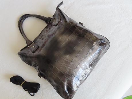 Kabelka carpisa, carpisa