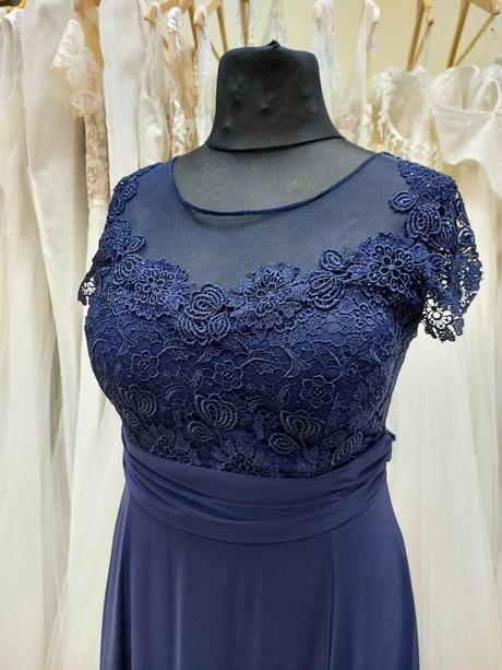 Spoločenské šaty vo veľkosti xl, xl