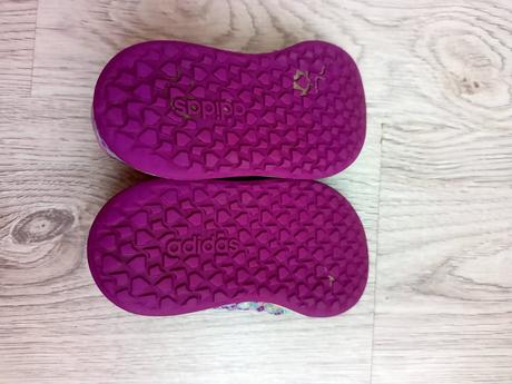 Pohodlne dievcenske tenisky,vel.24, adidas,24