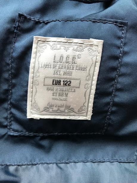 Vesta  zn. h&m velkost č.122, h&m,122