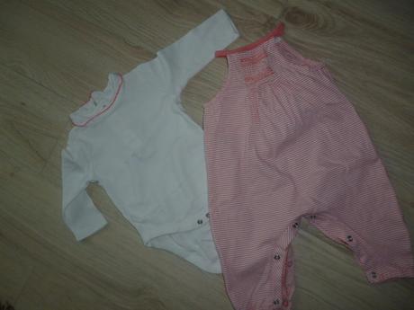 Suprava body a ruzove pasikave nohavice na traky, next,68