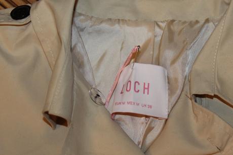 Trench coat loch v. s, s