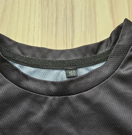 Tričko among us, 152