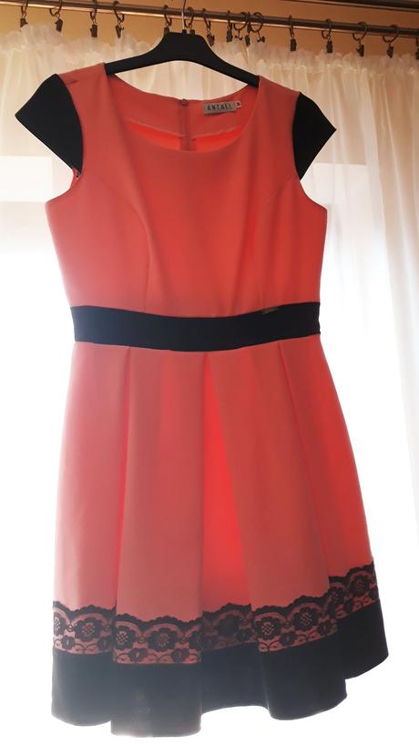 Koktejlové šaty, m