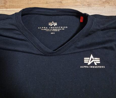 3x oblečené tričko alpha industries, veľ. s, s