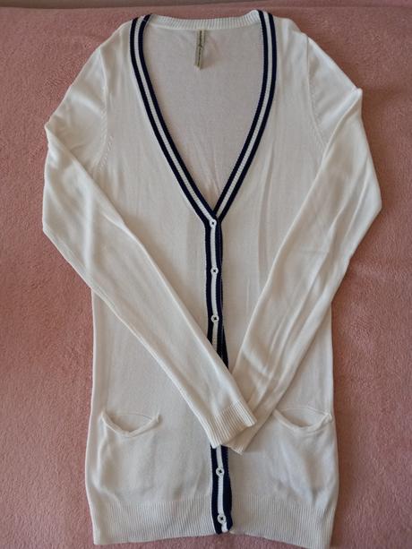 Sveter, stradivarius,s