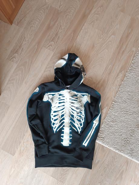 Mikina, chapter young,146