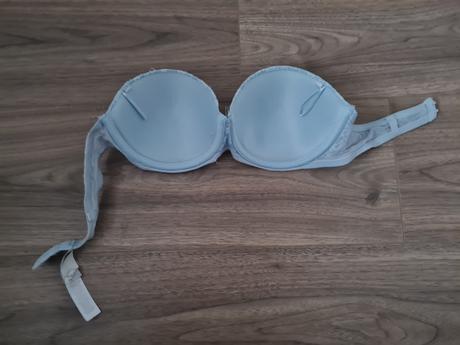 Podprsenka, new yorker,75b