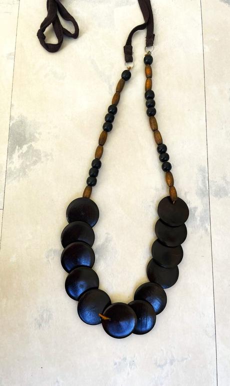 Drevený náhrdelník, 