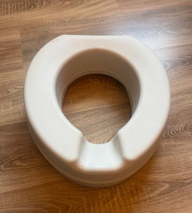 Podsedak / zvysovac wc,