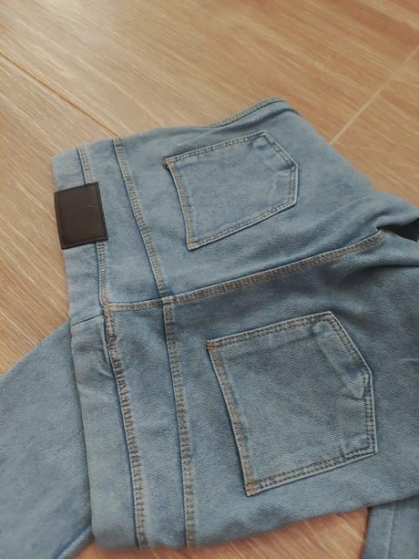 Legíny č.134, zara,134