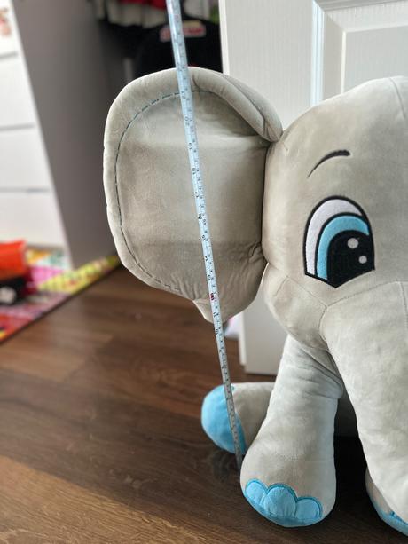 Plyšový slon s listom 55 cm., 