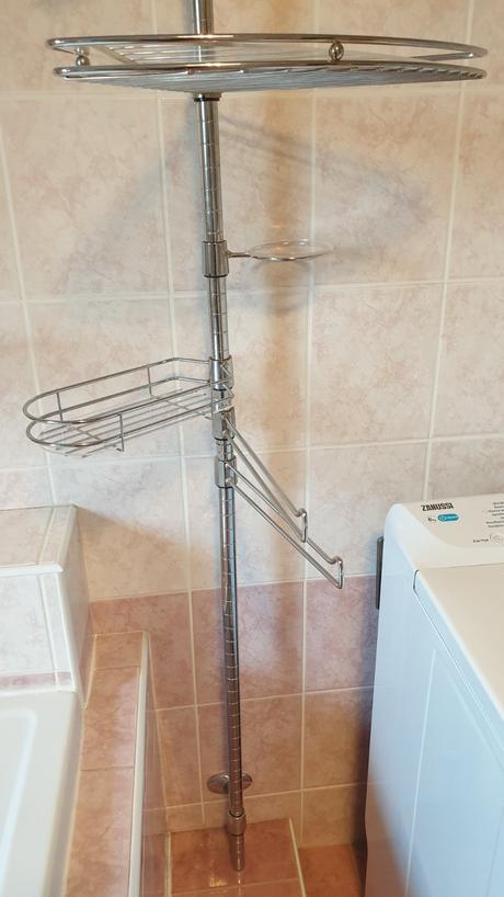 Chromový stojan do kúpelne, 