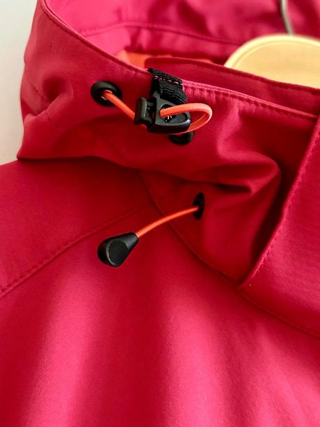 Softshelová nepremokavá bunda zn.icepeak č.40, l