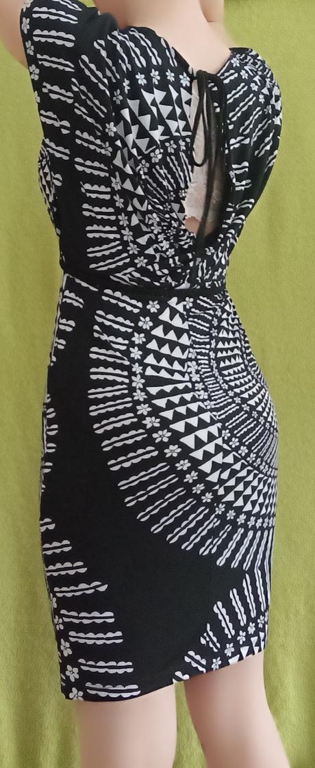 Krásne pohodlné šaty (už s poštovným), s