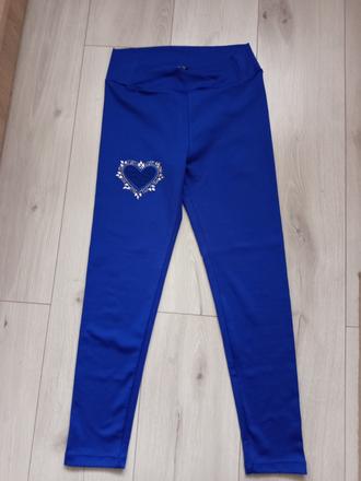 Tmavo modré legíny, m