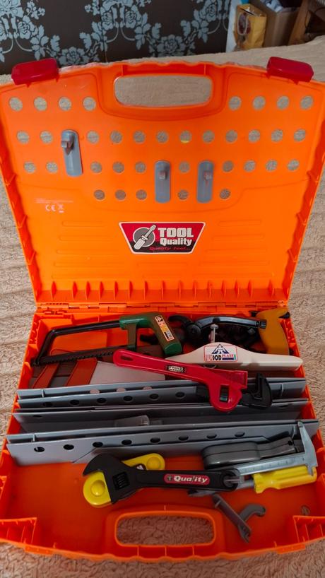 Detský pracovný stolík, 