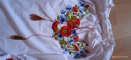 Dievčenská blúzka, 146