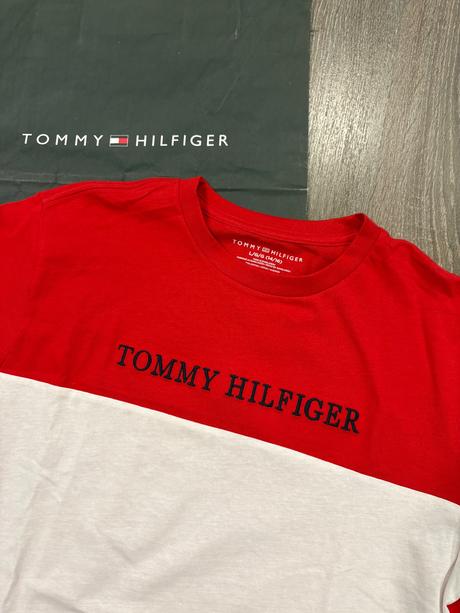 Tommy hilfiger chlapcenske tričko na 14/16 rokov, tommy hilfiger,158