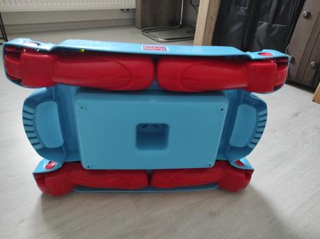 Stôl na kocky megabloks, 