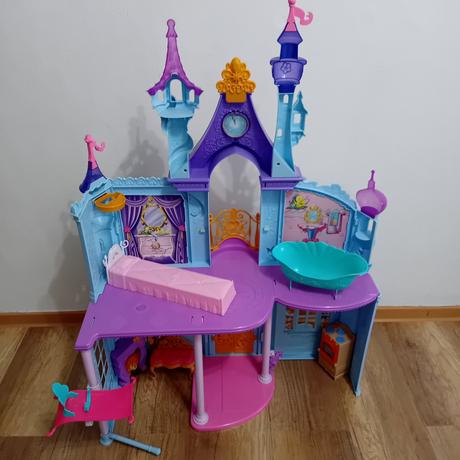 Domček pre bábiky disney, 