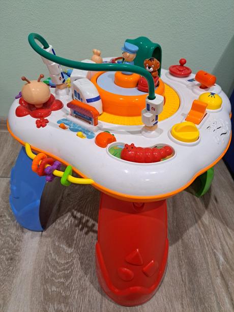 Interaktivny stolik, 